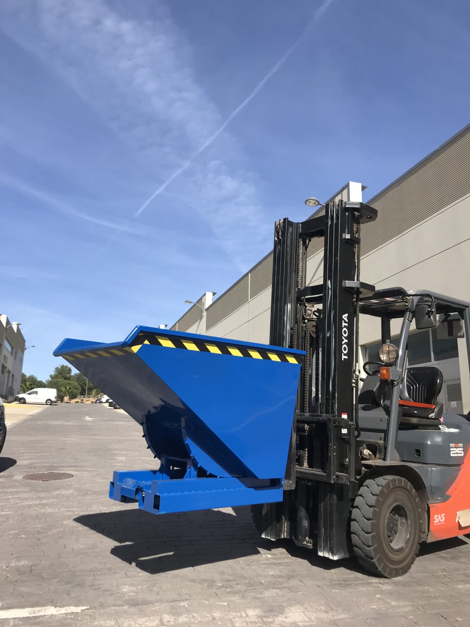 Kippbehälter für Gabelstapler - 2500 L AMC